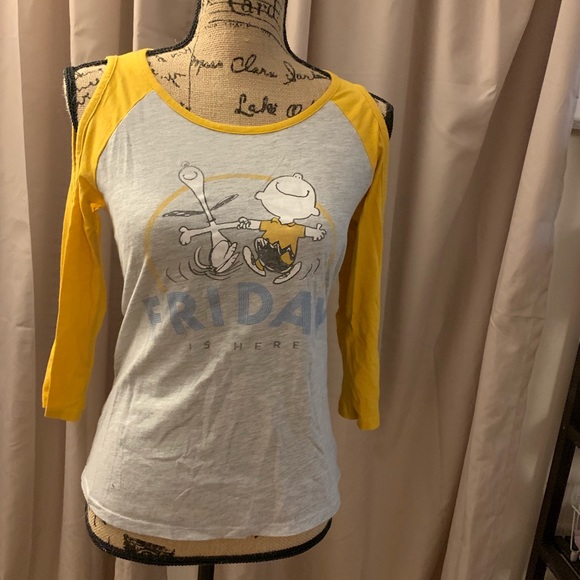 Peanuts vintage tee with open shoulder in size M - Picture 2 of 3